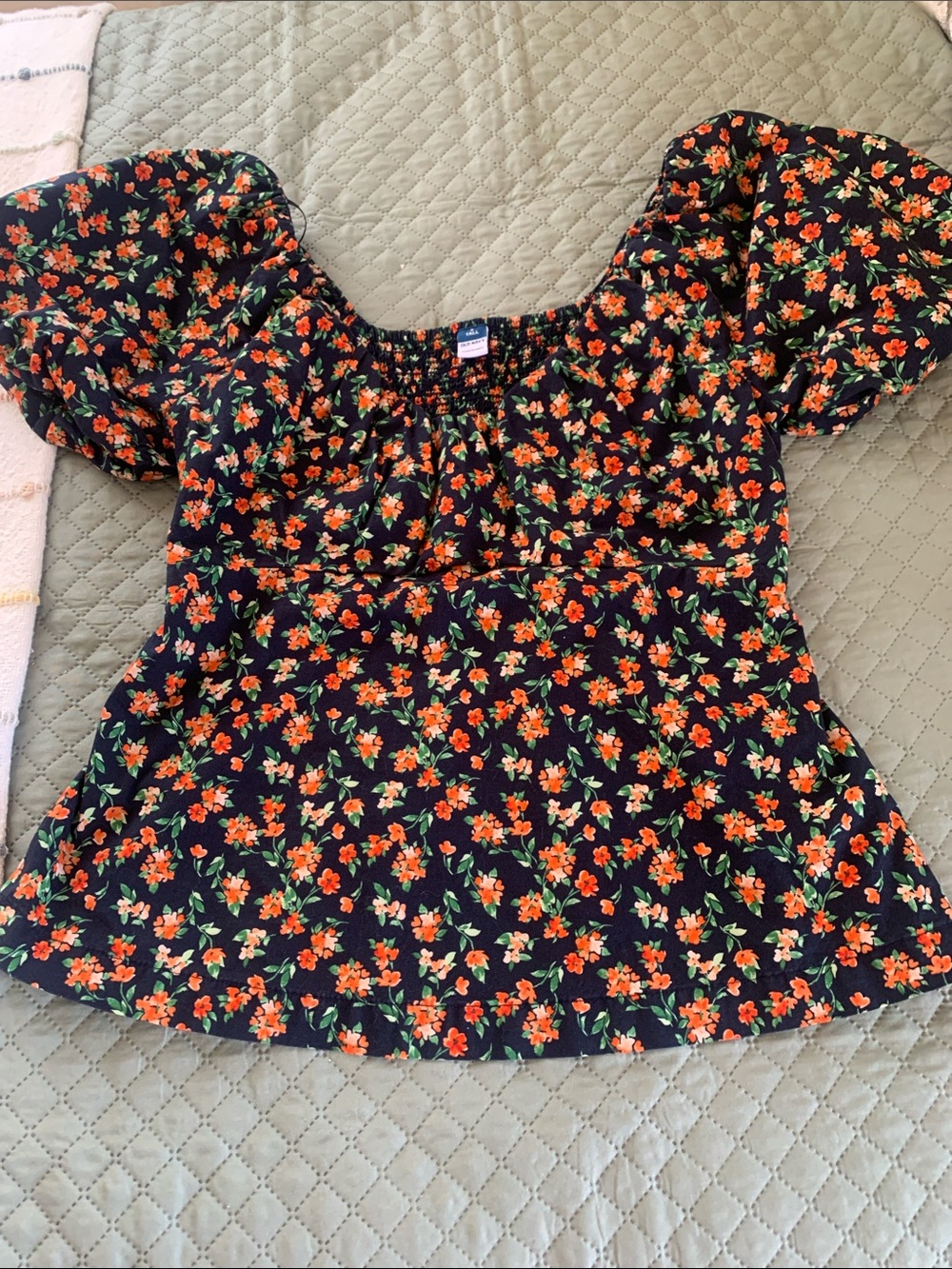 Old Navy Puff-Sleeve Smocked Square Neck Floral Top Small Tall